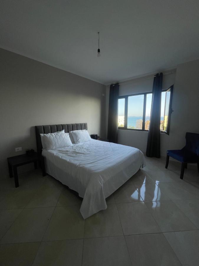 Nostalgic Sea View Apartments Durrës Exterior foto